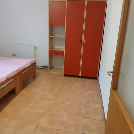 Apartmani Zeljko * 扎达尔